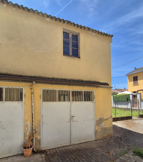 Casa semindipendente in vendita a Linarolo