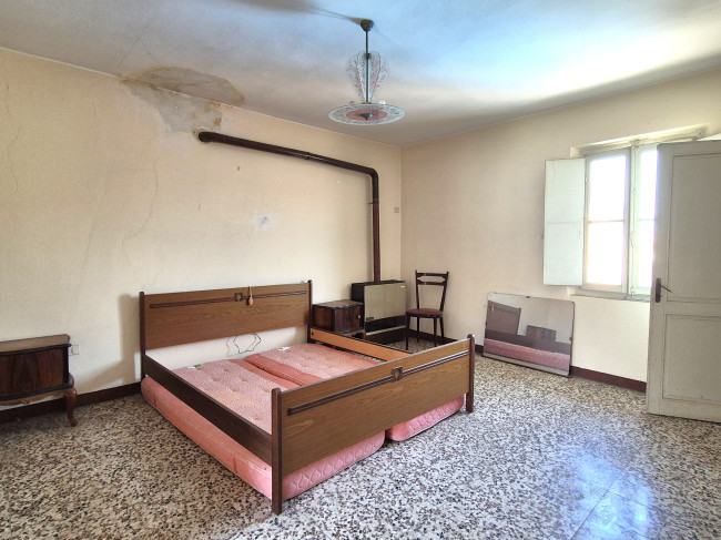 Casa semindipendente in vendita a Linarolo