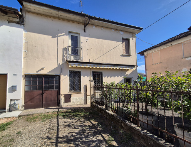 Casa indipendente in vendita a Magherno