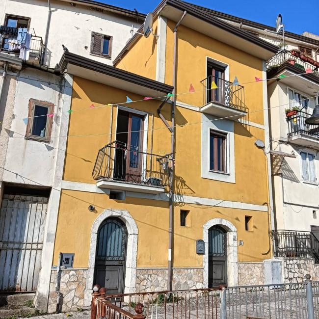 Casa singola in vendita a Capriglia Irpina