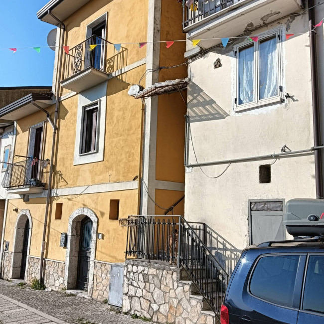Casa indipendente in vendita a Capriglia Irpina (AV)