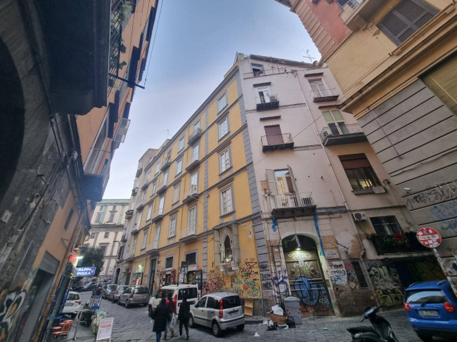 Appartamento in vendita a Napoli