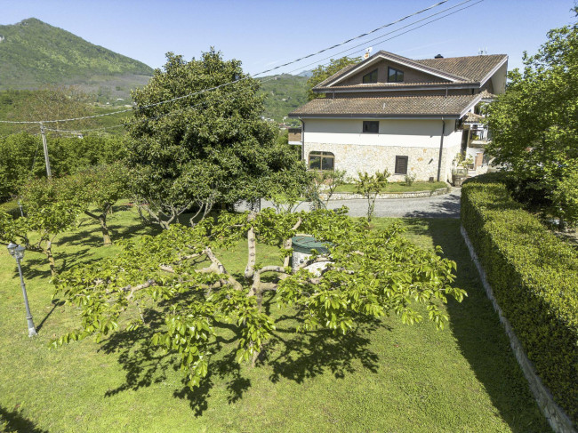 Villa in vendita a Aiello del Sabato