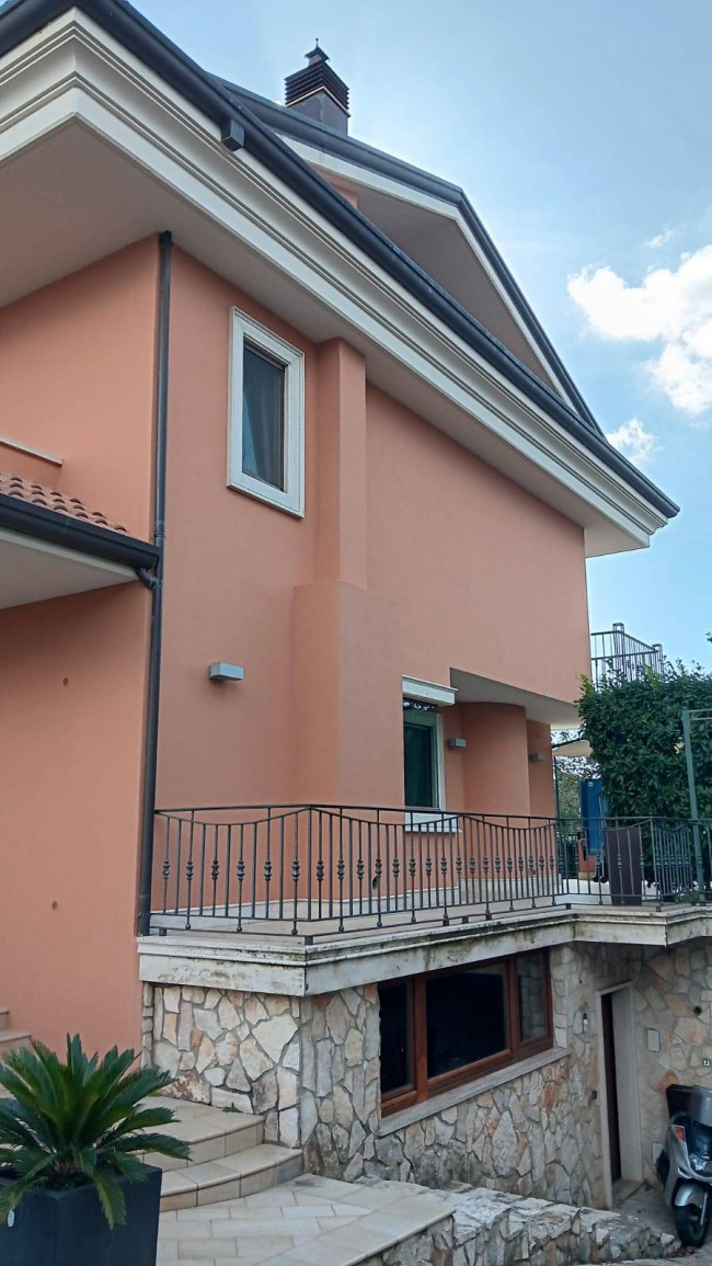 Villa in vendita a Avellino