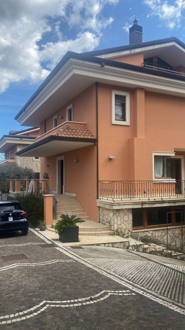 Villa in vendita a Avellino