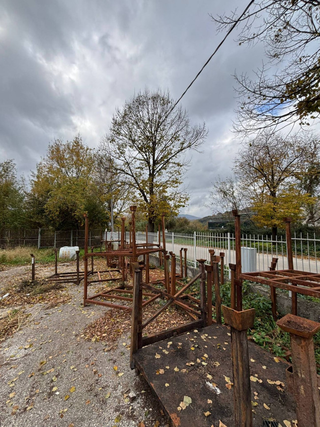 Opificio in vendita a Solofra