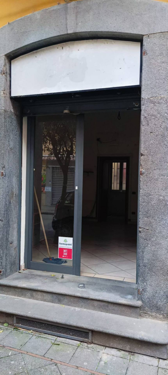 Locale commerciale in affitto a Nocera Inferiore