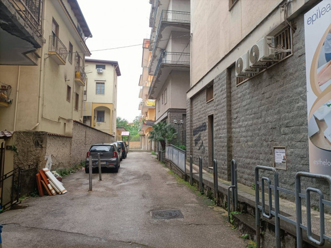 Locale commerciale in affitto a Nocera Inferiore