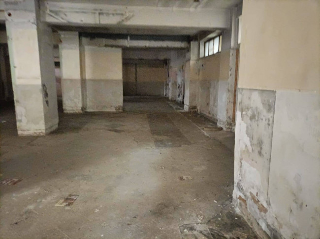 Locale commerciale in affitto a Nocera Inferiore