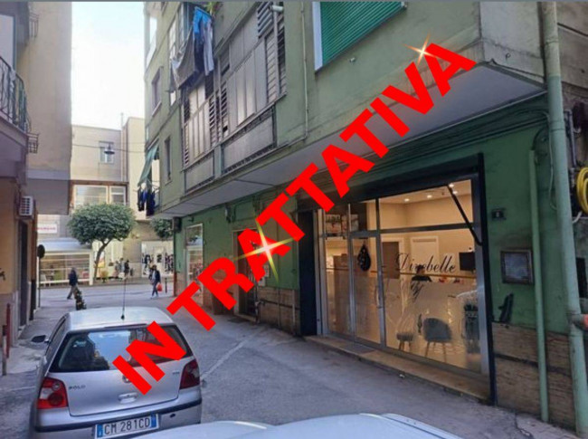 Locale commerciale in vendita a Nocera Inferiore