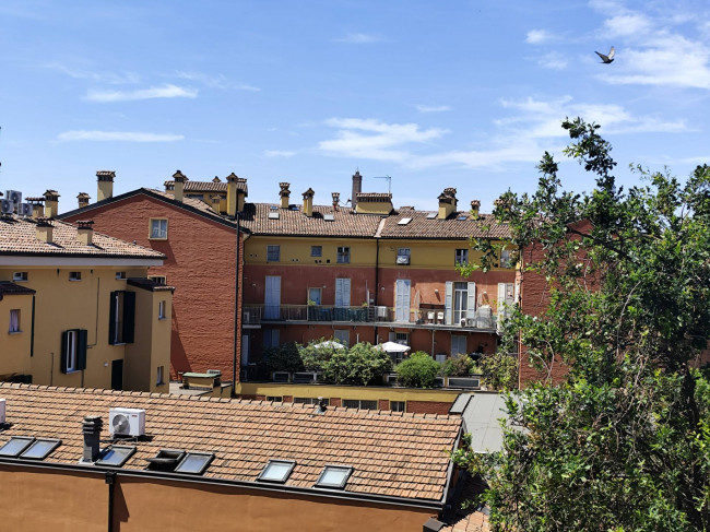 Appartamento in vendita a Bologna