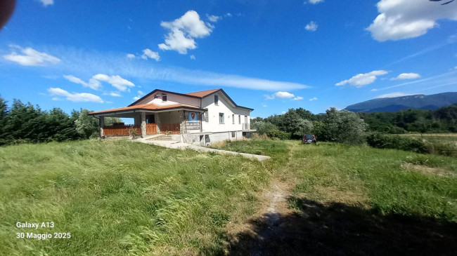 Villa in vendita a Serre