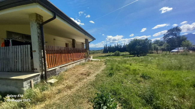 Villa in vendita a Serre