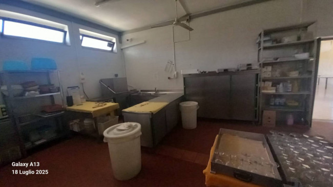 Attività commerciale in vendita a Eboli