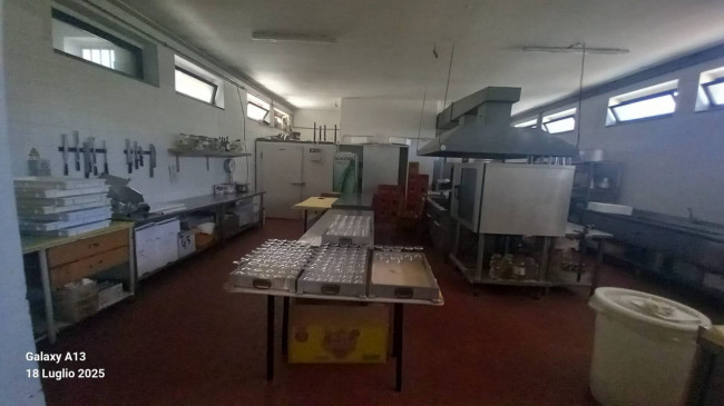 Attività commerciale in vendita a Eboli