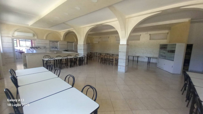 Attività commerciale in vendita a Eboli