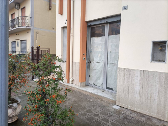 Locale commerciale in vendita a Roccapiemonte