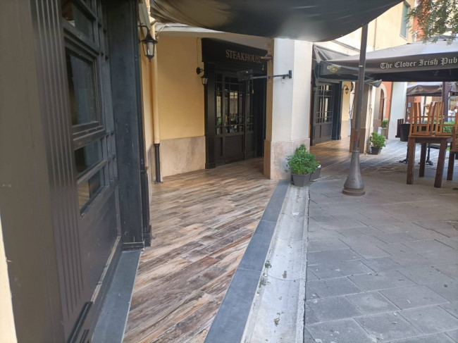 Attività commerciale in vendita a Nocera Inferiore