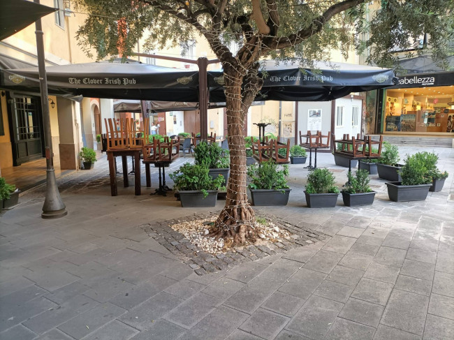 Attività commerciale in vendita a Nocera Inferiore