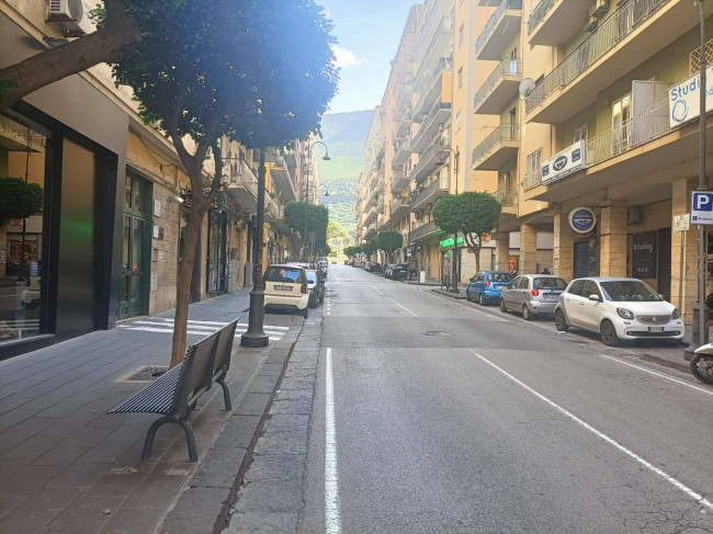 Attività commerciale in vendita a Nocera Inferiore