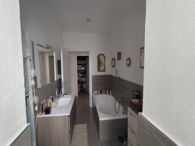 Appartamento in vendita a Bologna