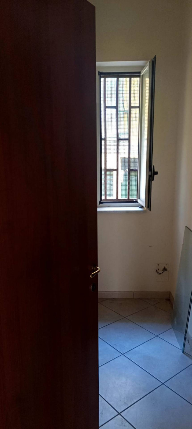 Locale commerciale in affitto a Nocera Inferiore