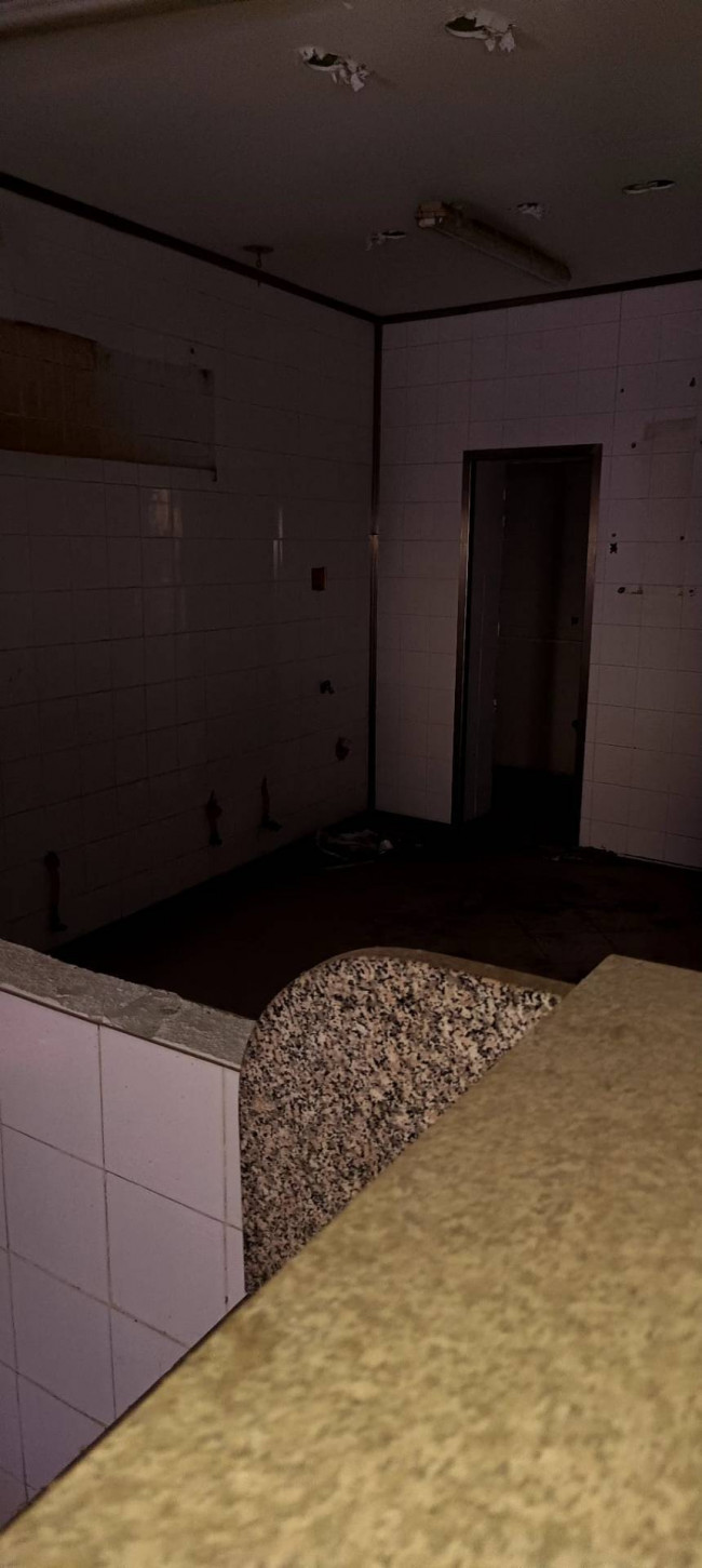 Locale commerciale in vendita a Nocera Inferiore