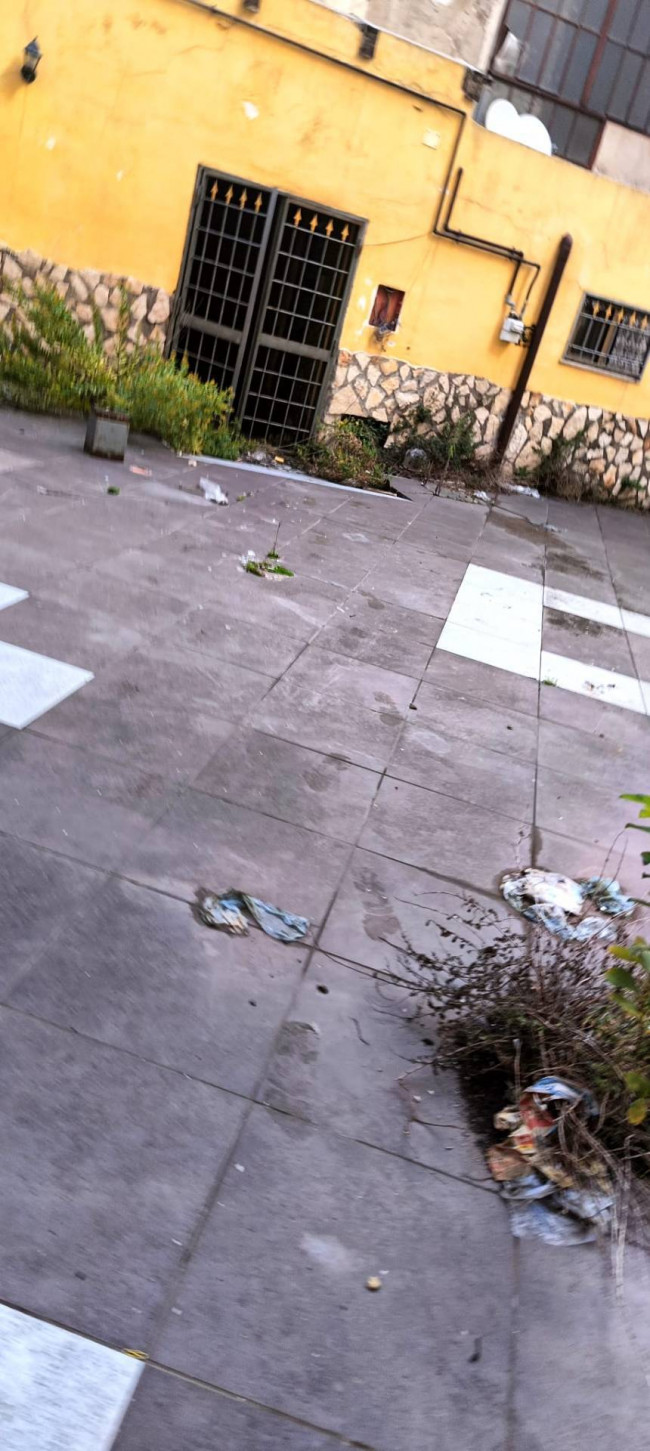 Locale commerciale in vendita a Nocera Inferiore