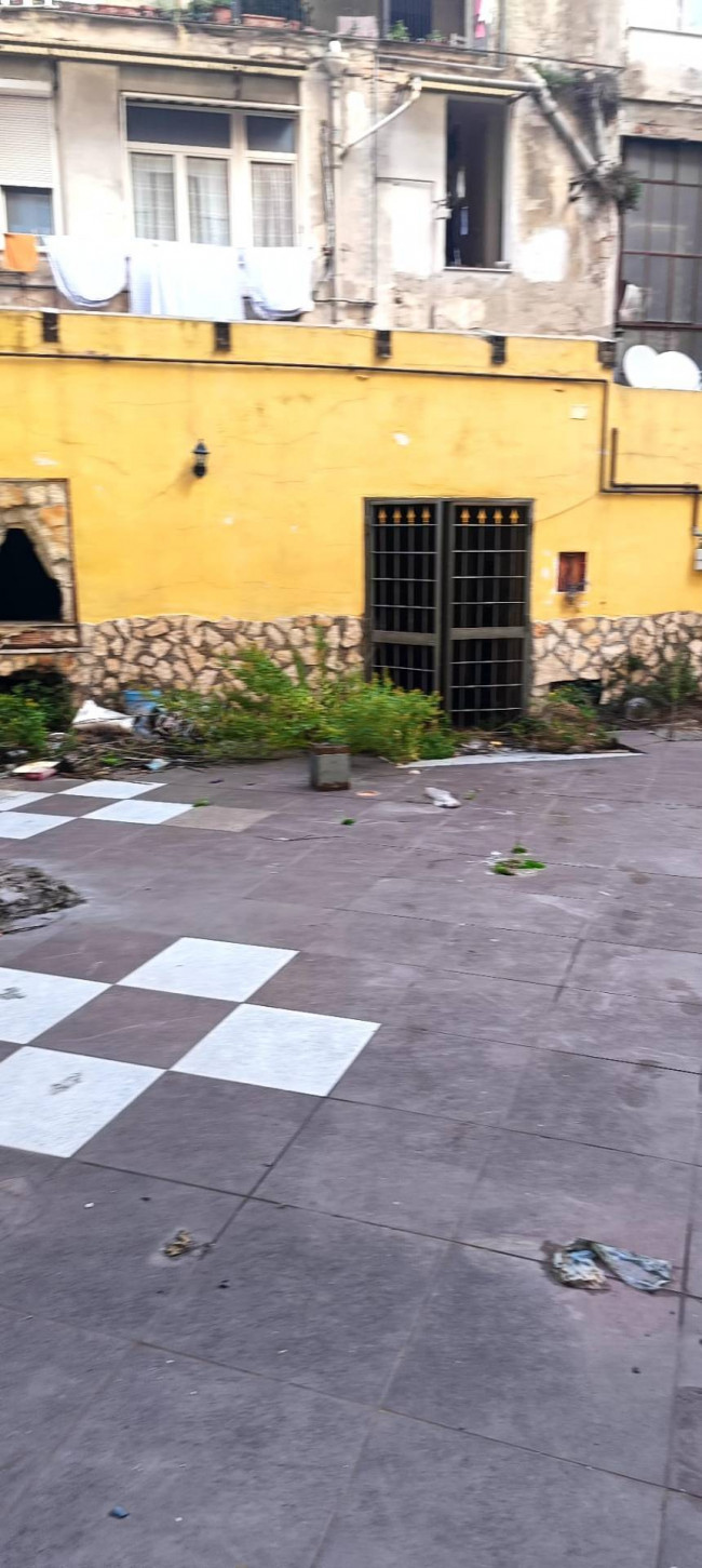 Locale commerciale in vendita a Nocera Inferiore