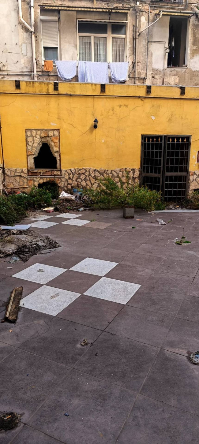 Locale commerciale in vendita a Nocera Inferiore