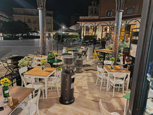 Attività commerciale in vendita a Nocera Inferiore