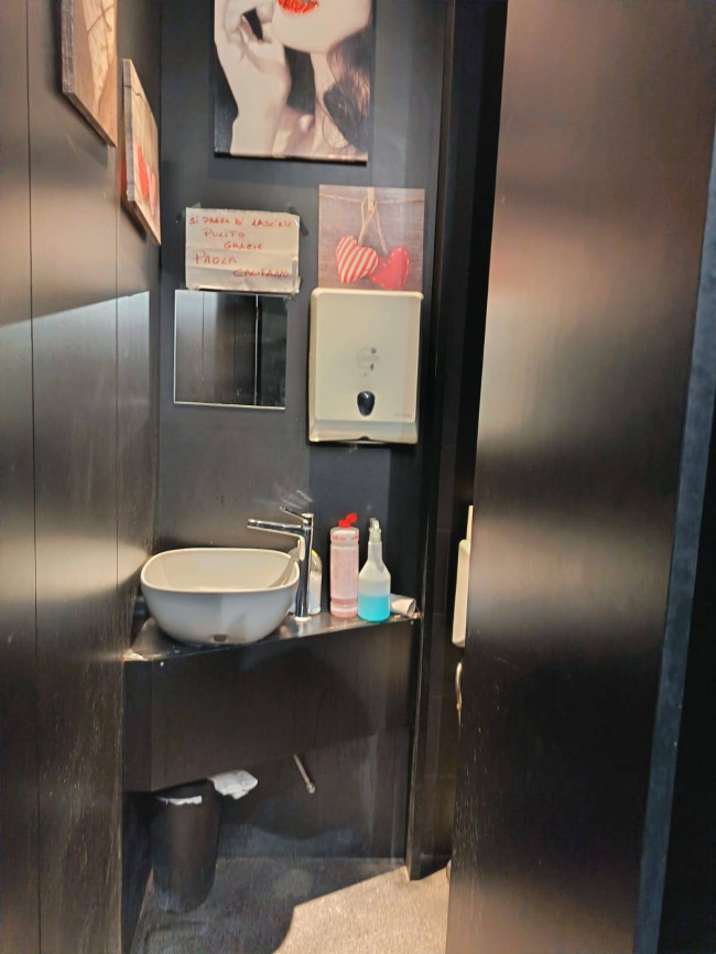 Attività commerciale in vendita a Nocera Inferiore