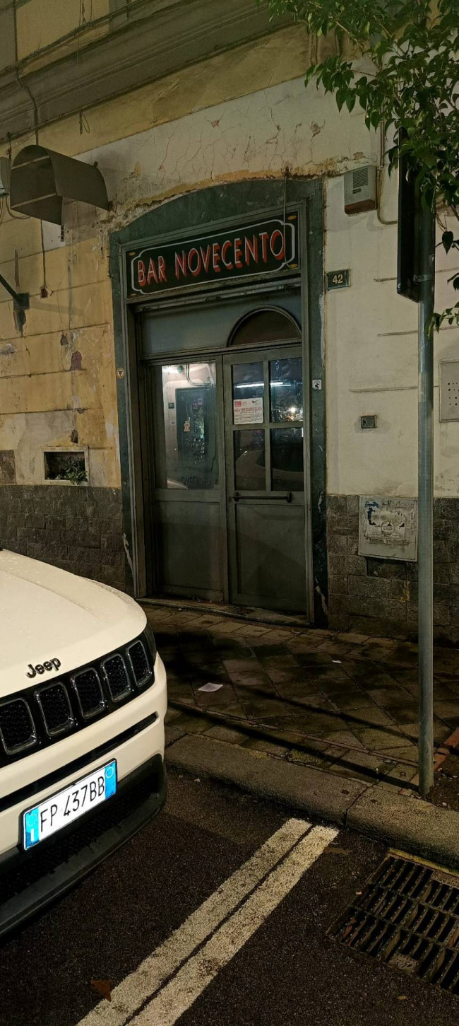 Locale commerciale in vendita a Nocera Inferiore