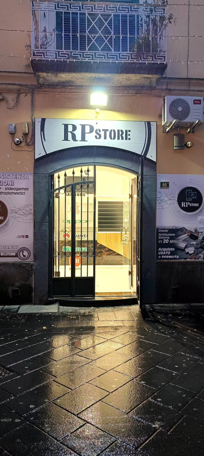 Locale commerciale in affitto a Nocera Inferiore