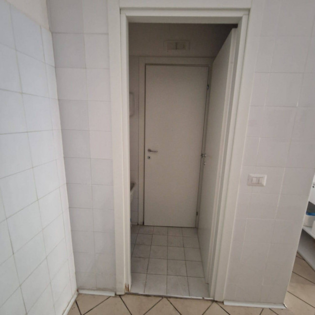 Locale commerciale in affitto a Nocera Inferiore