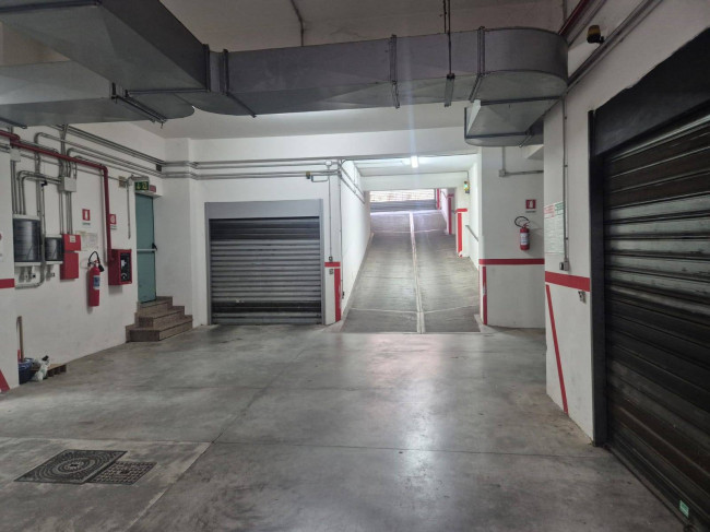 Box o garage in vendita a Avellino