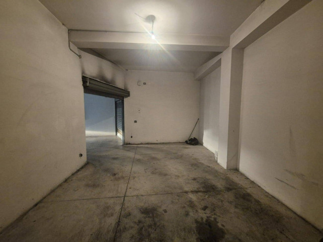 Box o garage in vendita a Avellino