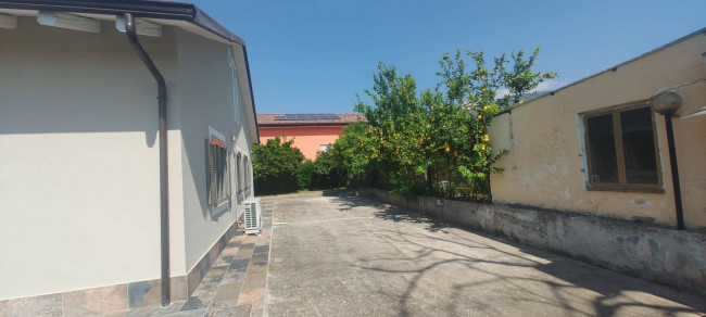 Villa in vendita a Eboli