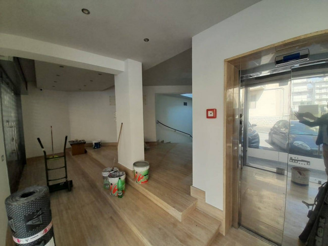 Edificio commerciale o terziario in vendita a Eboli