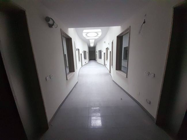 Edificio commerciale o terziario in vendita a Eboli