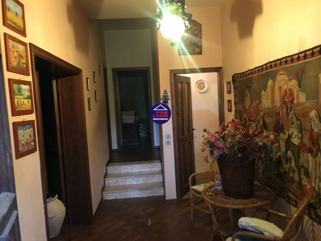 Villa in vendita a Mombaroccio (PU)