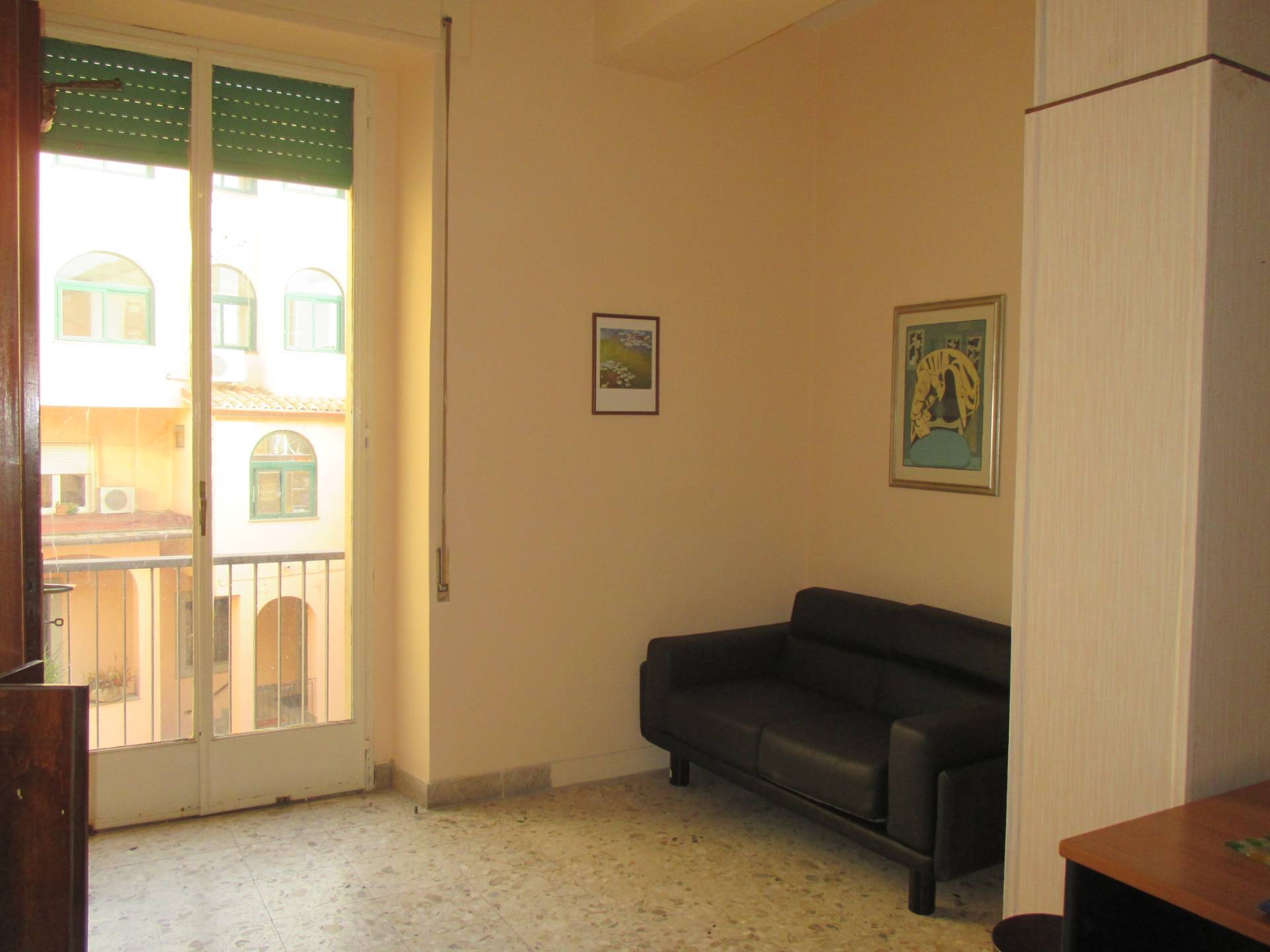  catanzaro affitto quart: centro storico corradino-real-estate-di-domenico-corradino