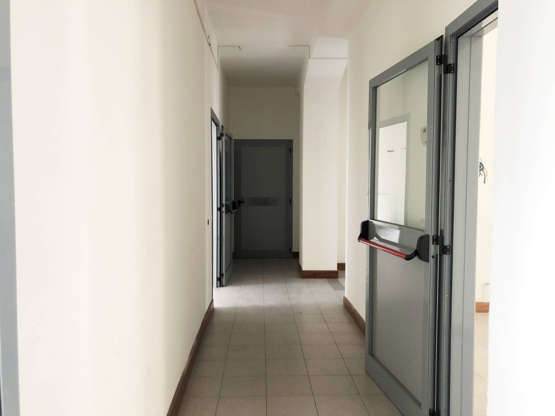 Ufficio - Loc.Com. CATANZARO affitto  Centro storico  Corradino Real Estate di Domenico Corradino