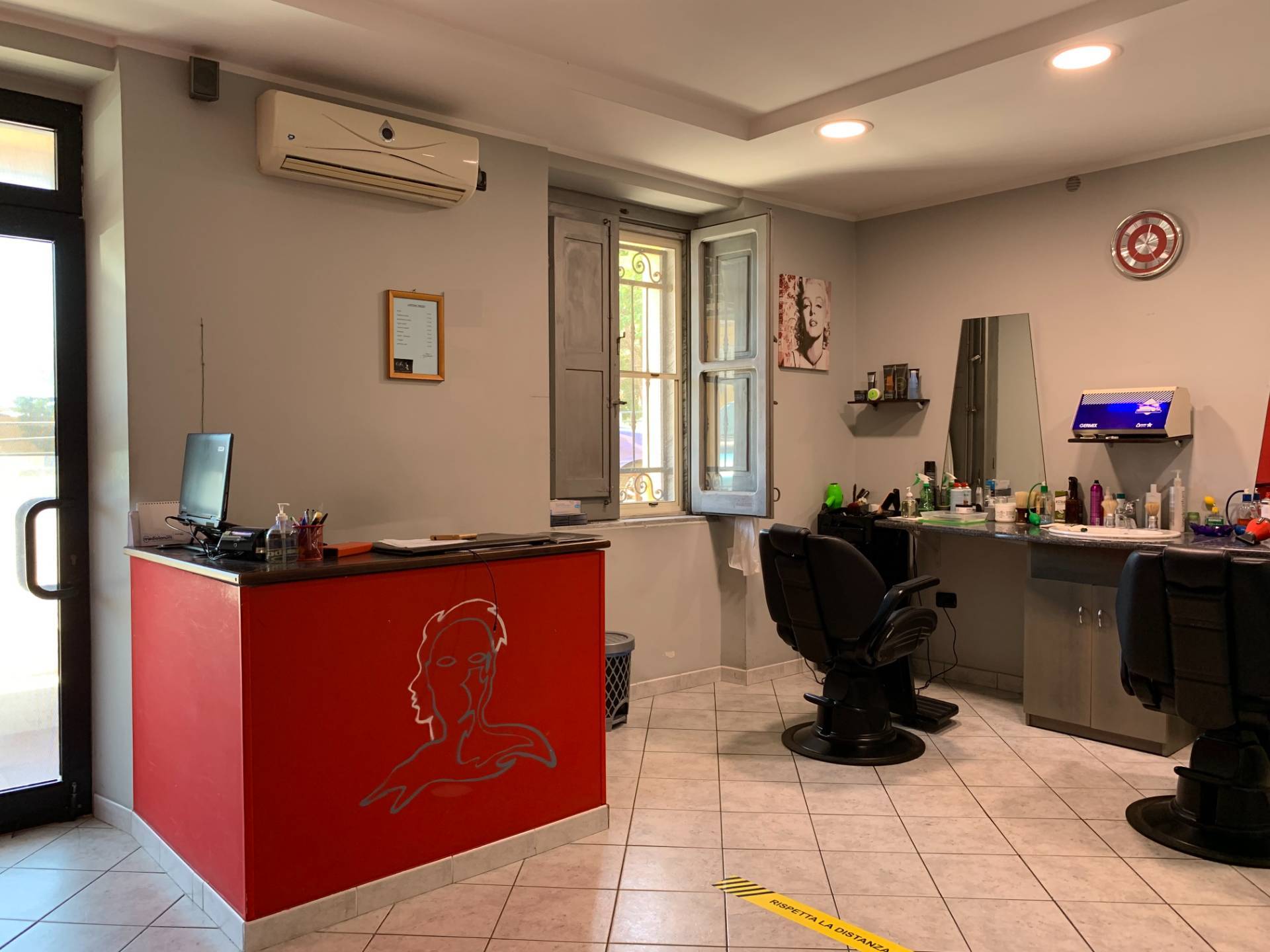 Negozio - Loc.Com. CATANZARO affitto  Santa Maria  Corradino Real Estate di Domenico Corradino