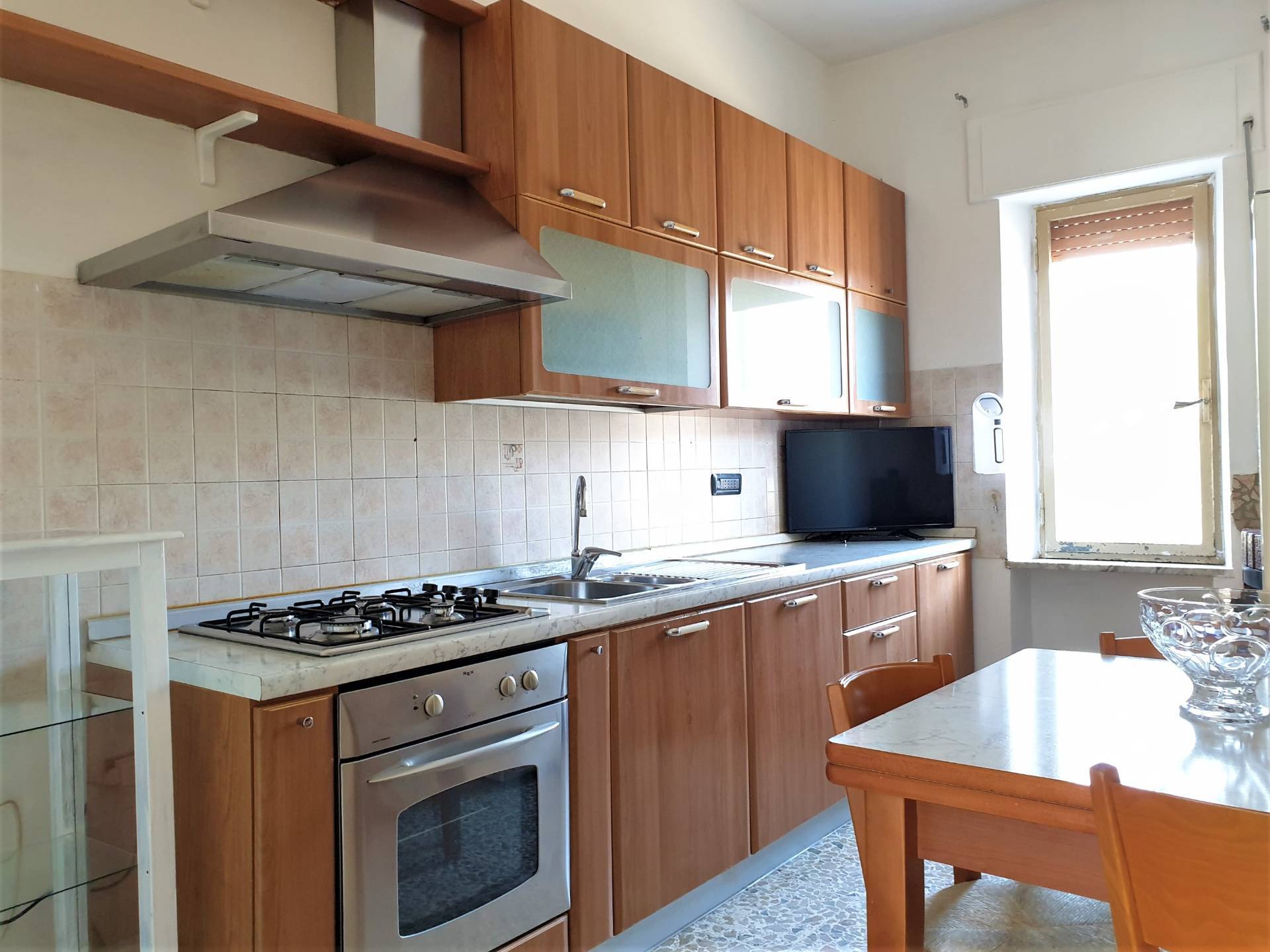  catanzaro affitto quart: porto corradino-real-estate-di-domenico-corradino