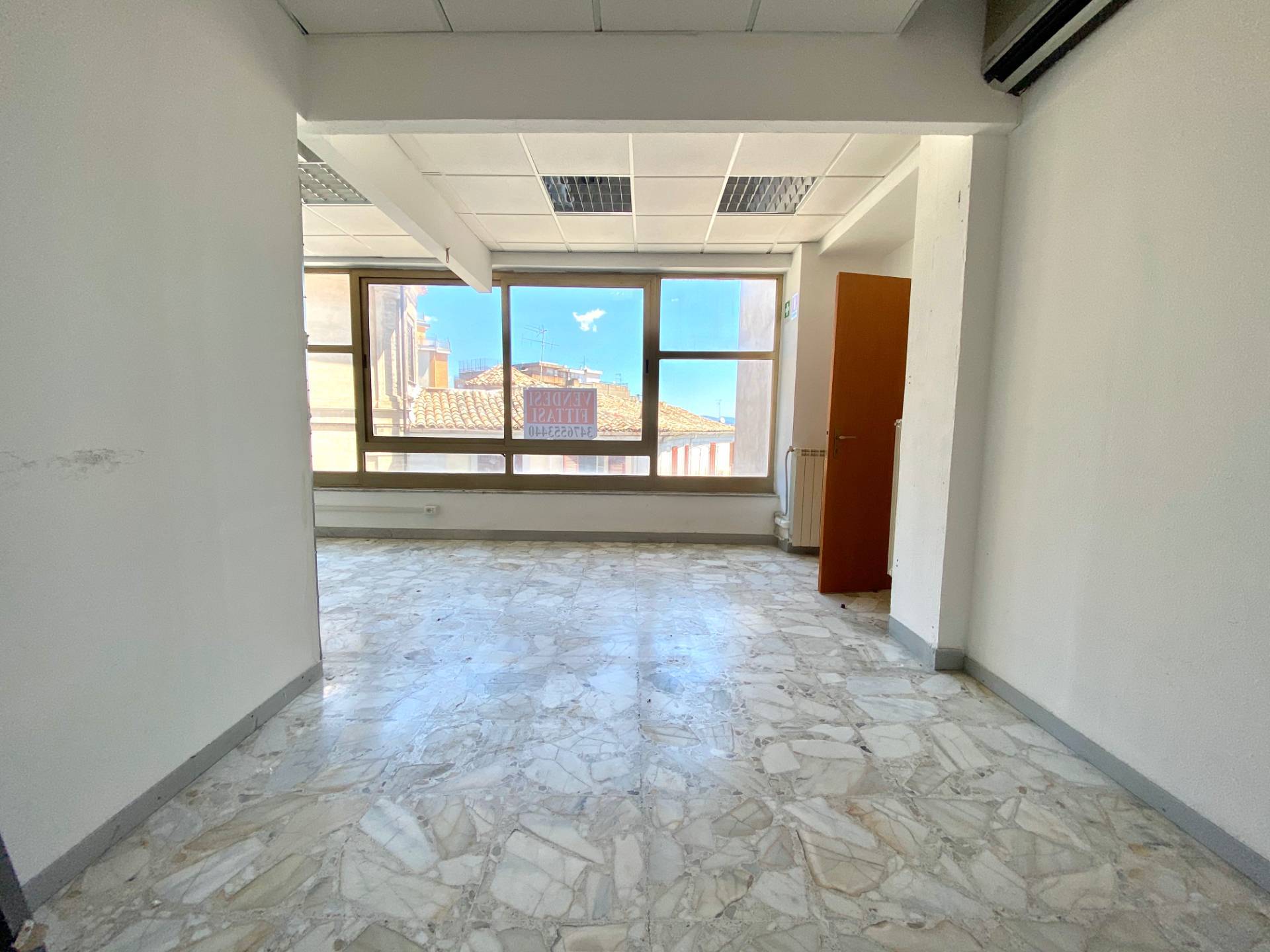 Ufficio - Loc.Com. CATANZARO affitto  Centro storico  Corradino Real Estate di Domenico Corradino