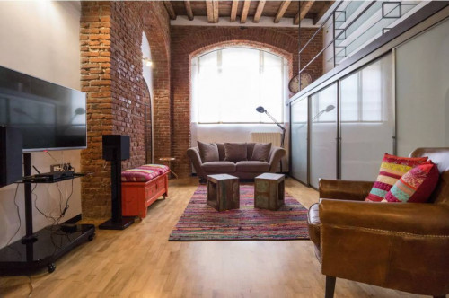   in <br/> sale a Milano