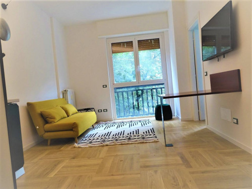   in <br/> sale a Milano