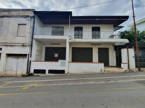 Negozio  in <br/> vendita a Baunei