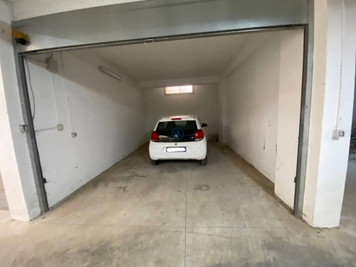 Garage/Box/Posto auto in vendita a Caserta (CE)